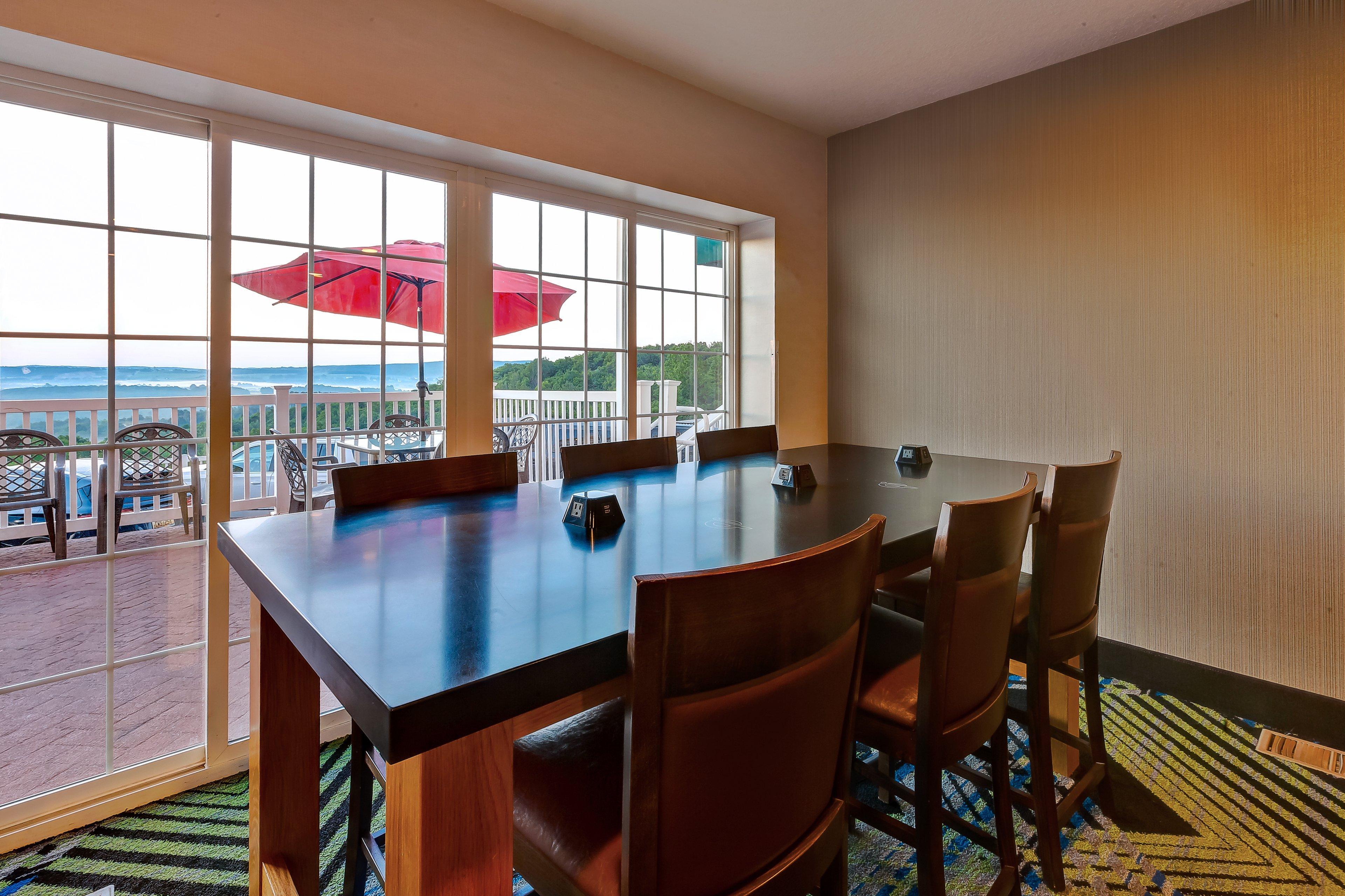 Holiday Inn Express Hotel & Suites Petoskey By Ihg Exterior photo