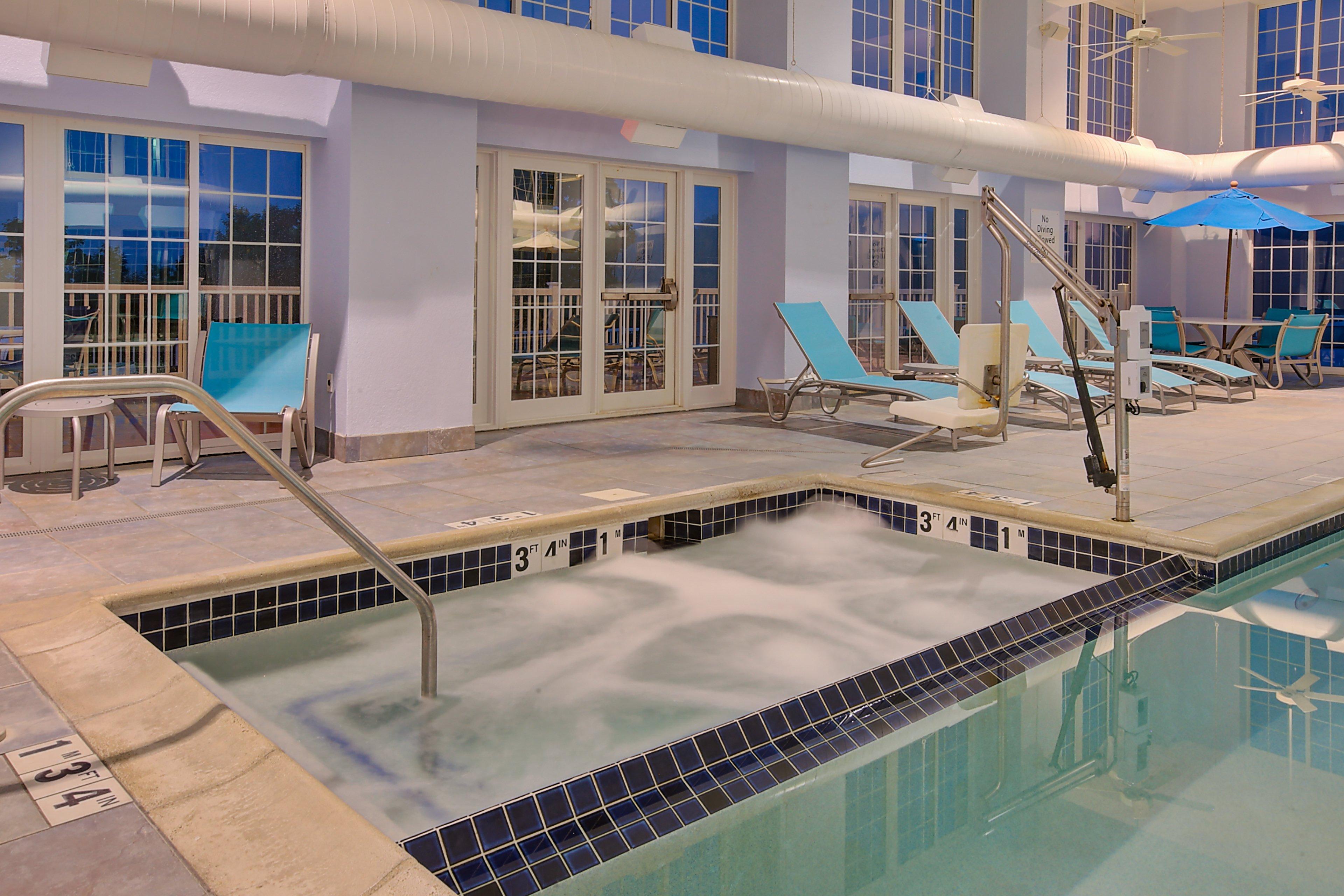 Holiday Inn Express Hotel & Suites Petoskey By Ihg Exterior photo