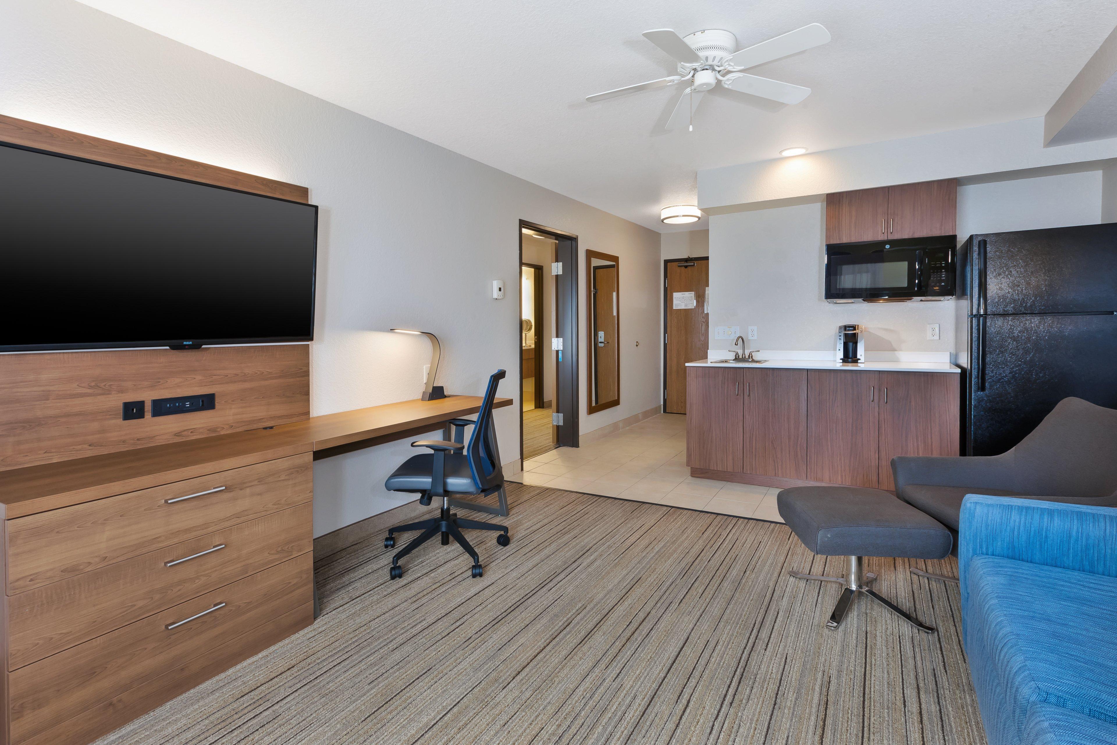 Holiday Inn Express Hotel & Suites Petoskey By Ihg Exterior photo